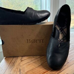 Born Women's Classic Black Flats